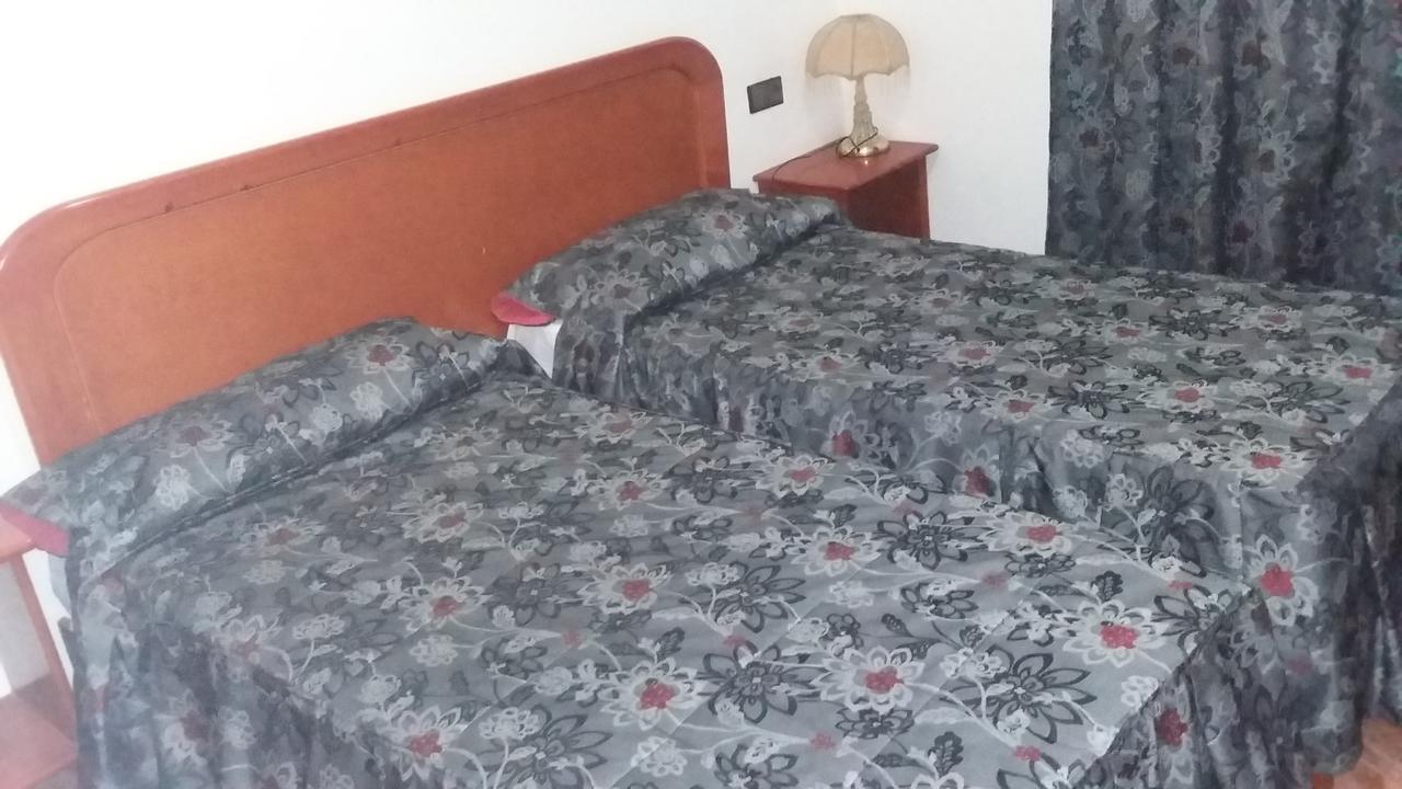 Motel Paris Dakar Selouane エクステリア 写真