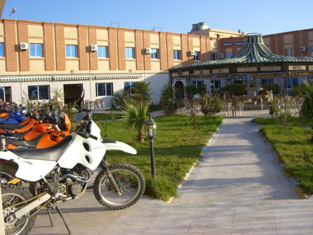 Motel Paris Dakar Selouane エクステリア 写真