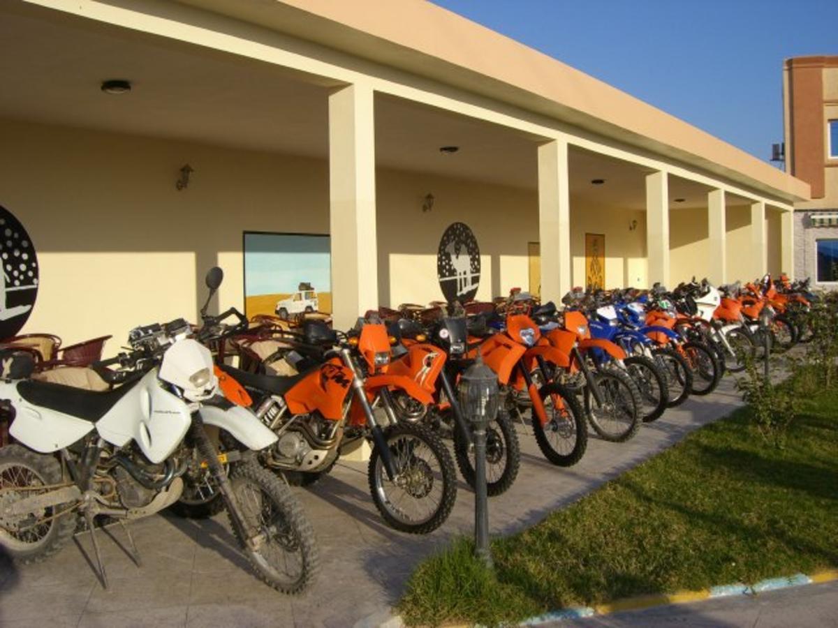 Motel Paris Dakar Selouane エクステリア 写真