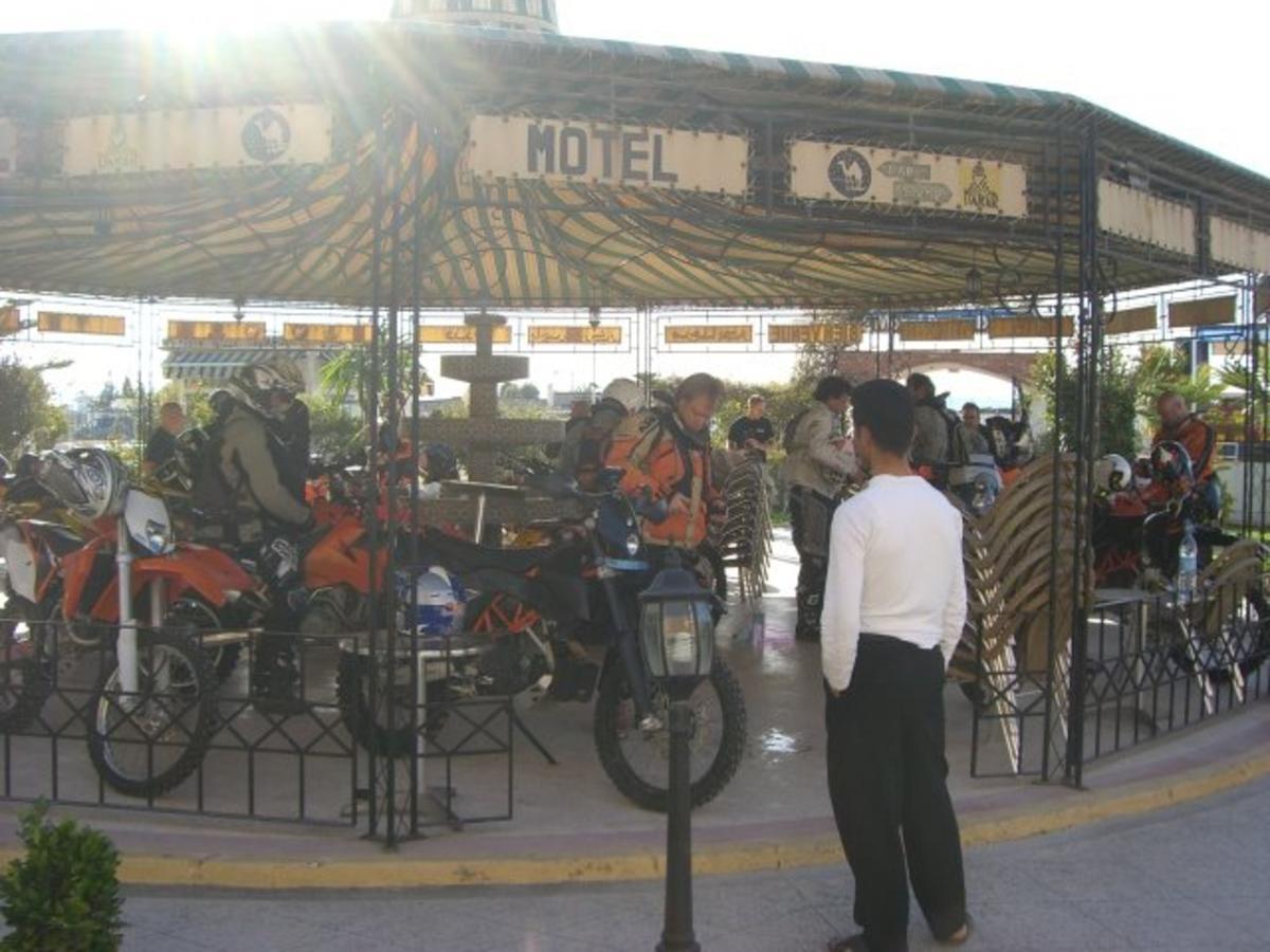 Motel Paris Dakar Selouane エクステリア 写真
