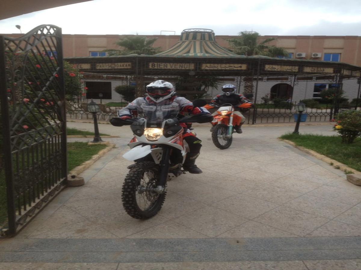 Motel Paris Dakar Selouane エクステリア 写真